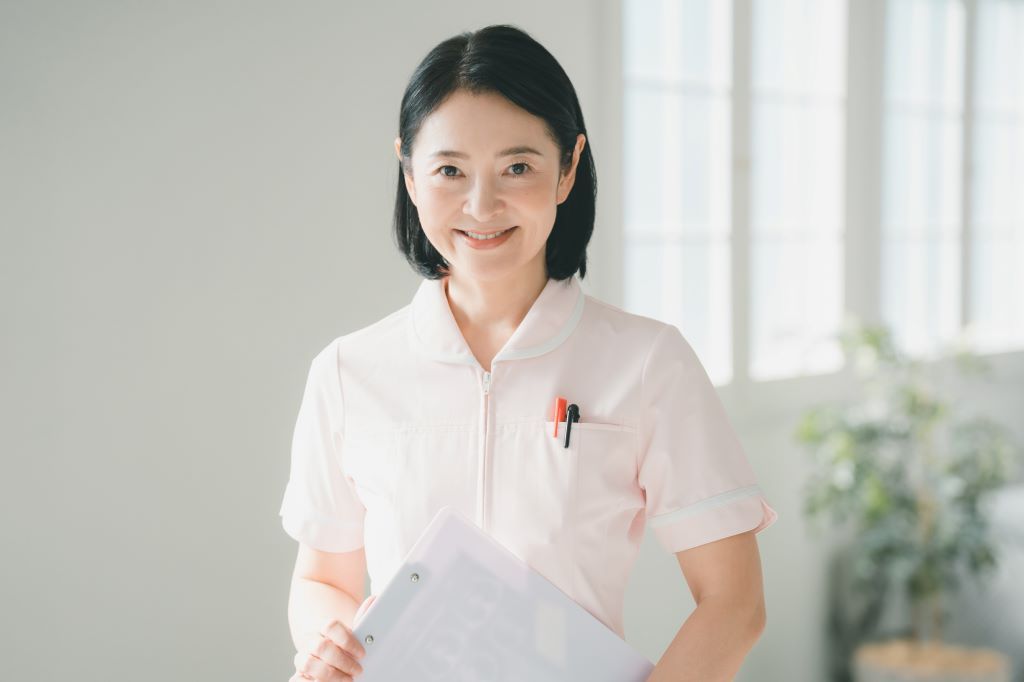 母乳指導　母乳育児　スパルタ　助産師