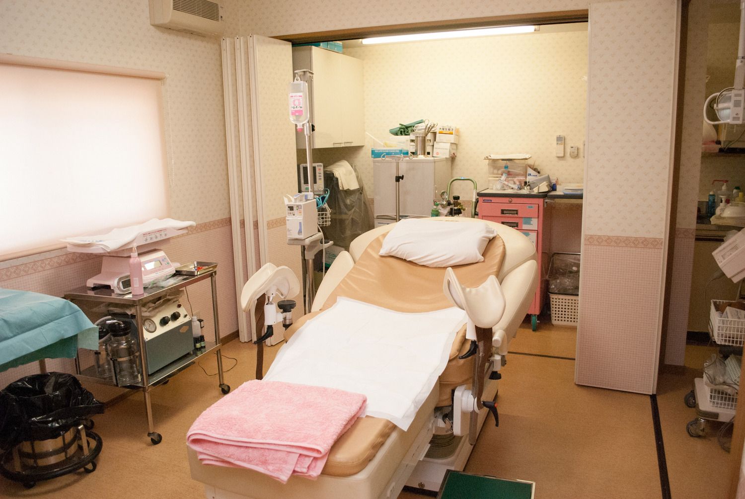 無痛分娩 助成 東京都 分娩室